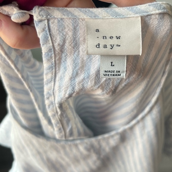 a new day White and blue Ruffle Sleeve Blouse - L - Picture 5 of 6